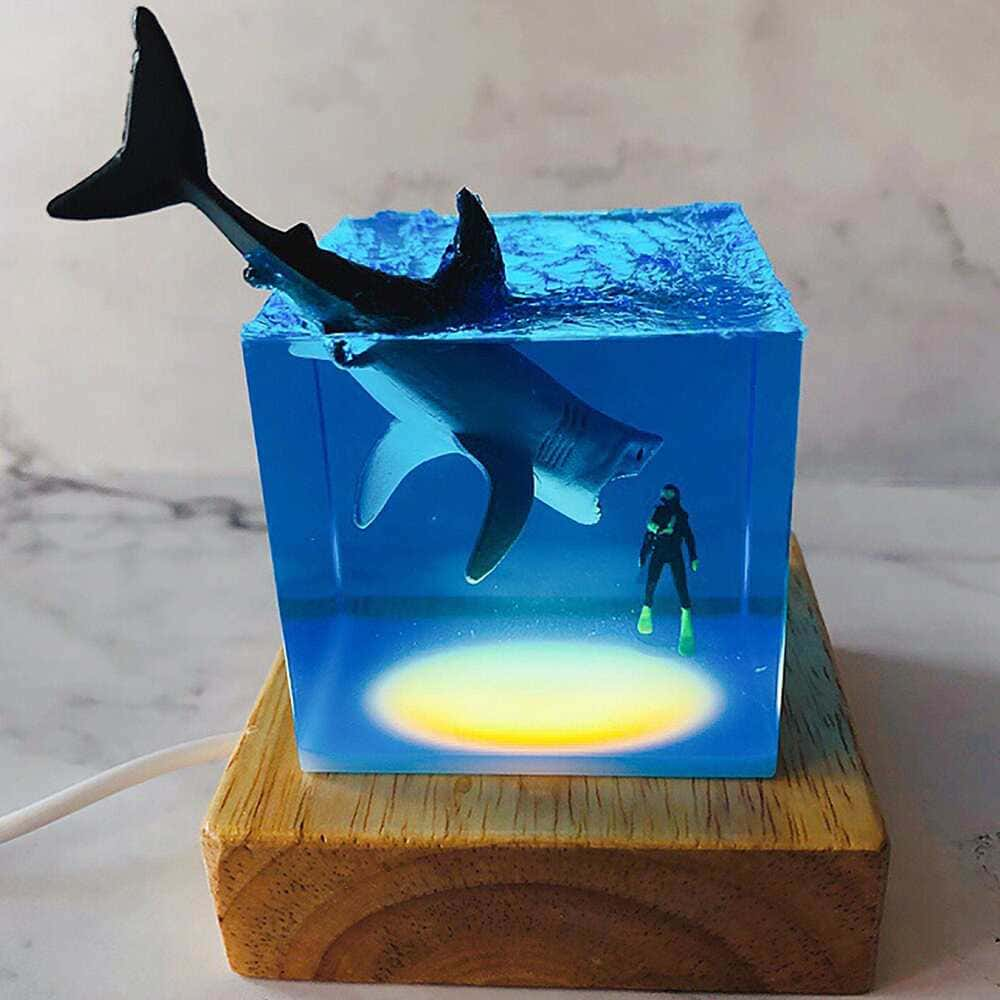 The resin shark night light （ Best Gift 🎁 ） shark resin lamp, resin lamp, resin night light, resin lamps, shark light, desk lamps amazon, best desk lamp, best desk light, side table lamps for bedroom, shark resin lamp, shark led light, coolest table lamps, Shark Lamp, epoxy resin lamp, epoxy lamp, Shark decor, Shark lamp US, Unique lamp designs, dolphin night light, driftwood epoxy lamp, diver epoxy lamp, epoxy lights